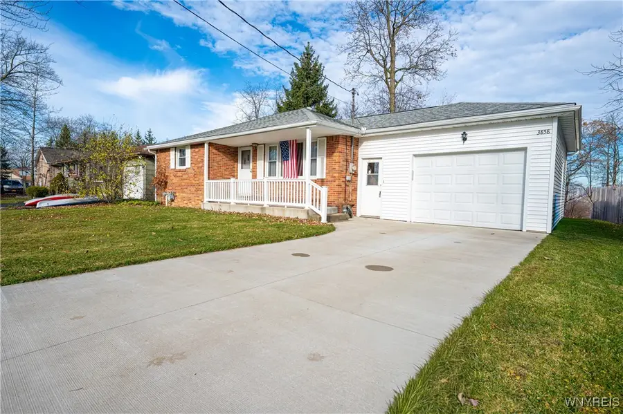 3858 Cornell Street, Hamburg, NY 14075 - Image #2
