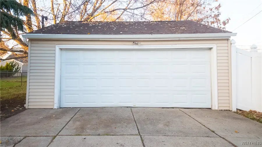 142 Cortland Avenue, Tonawanda Town, NY 14223 - Image #3