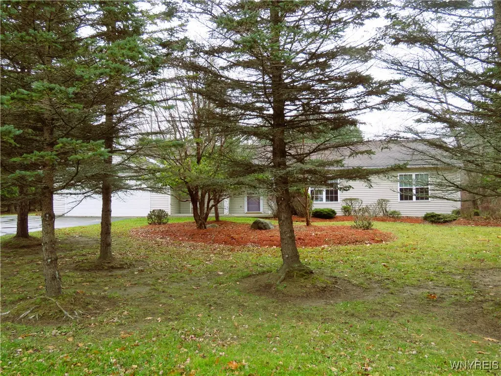 1657 S Creek Road, Derby, NY 14047 - Image #1