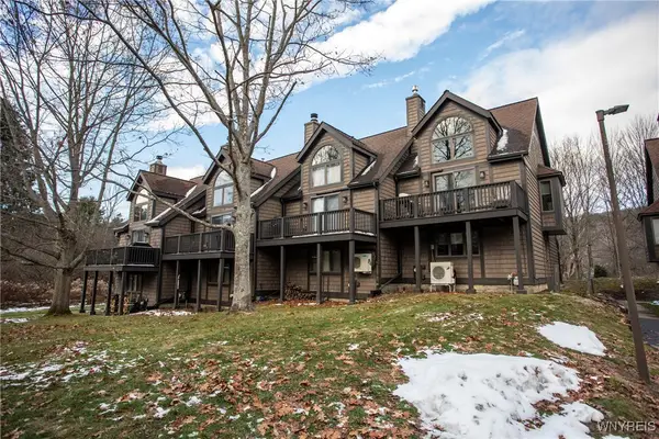 127 Holiview-the Woods, Ellicottville, NY 14731