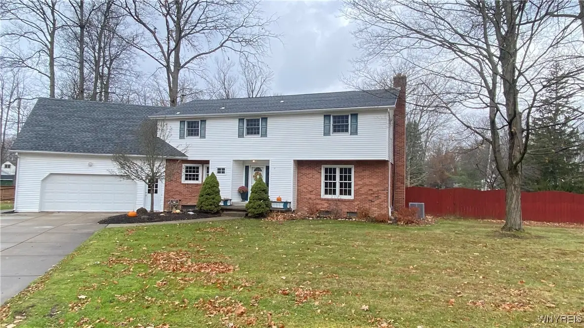 4486 Shadyridge Drive, Hamburg, NY 14075 - Image #1