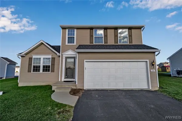 694 Pleasant View Drive, Lancaster, NY 14068