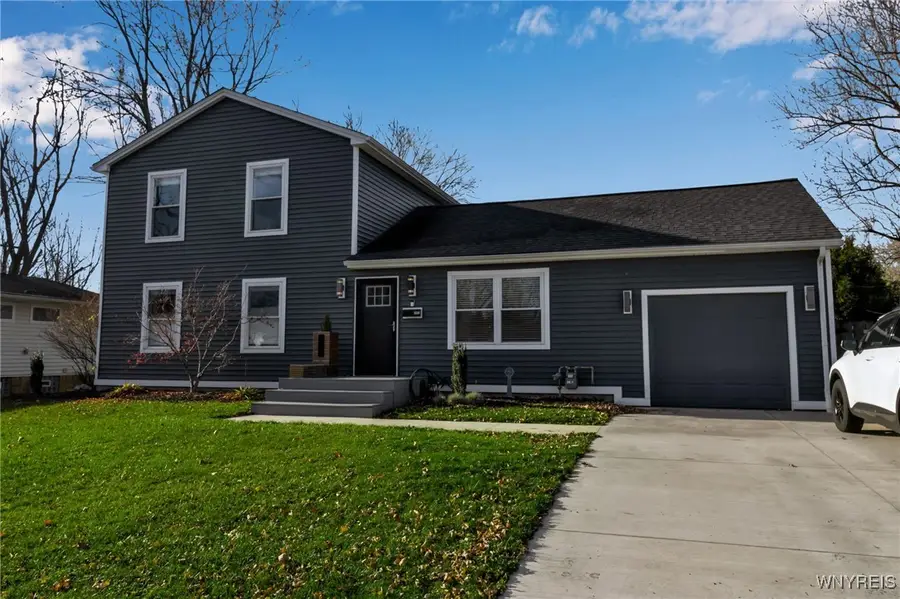 302 Brookwood Drive, Hamburg, NY 14075 - Image #2