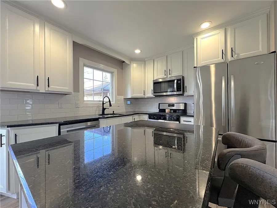 286 Haussauer Road, Getzville, NY 14068 - Image #3