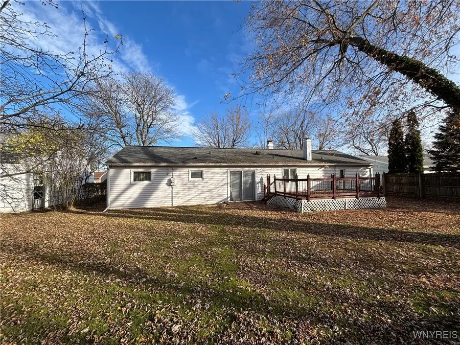 33 Campus Drive N, Buffalo, NY 14226 - Image #3