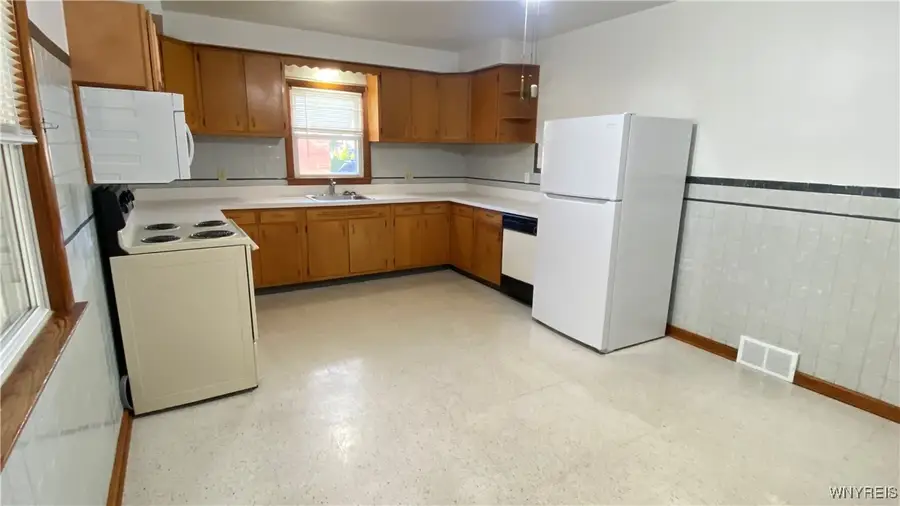 3087 Cloverbank Road, Hamburg, NY 14075 - Image #2