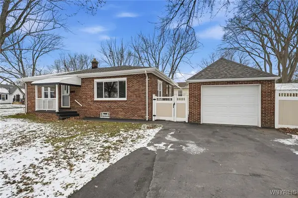 3535 Wallace Drive, Grand Island, NY 14072