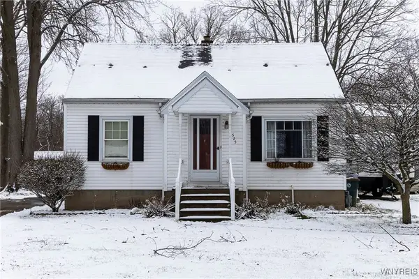 525 E Stenzil Street, North Tonawanda, NY 14120