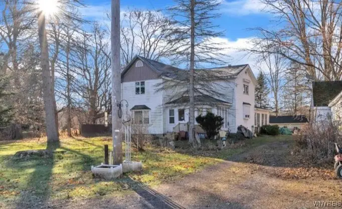 9005 Tonawanda Crk Road, Clarence Town, NY 14032 - Image #1