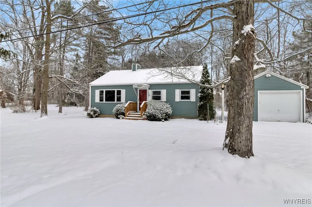 4547 Duerr Road, Orchard Park, NY 14127 - Image #1