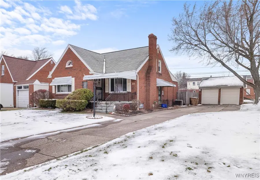 70 Tudor Road, Buffalo, NY 14215 - Image #2