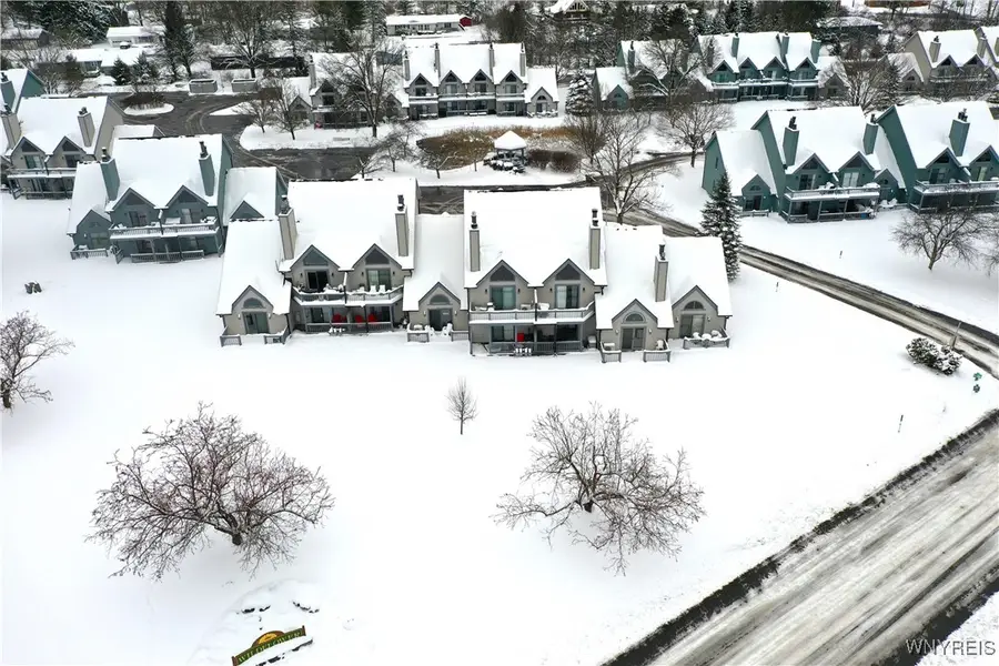 5 Wildflower Apts, Ellicottville, NY 14731 - Image #3