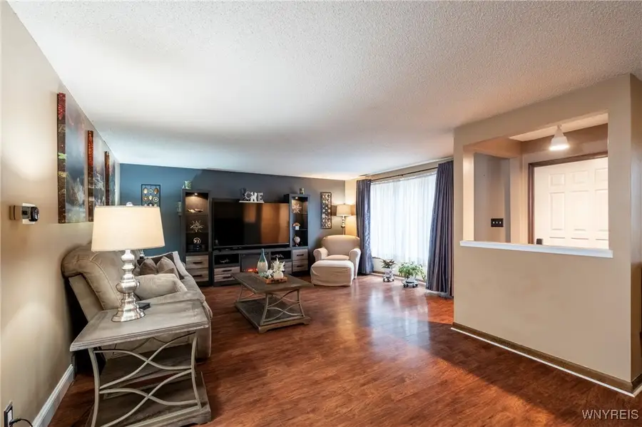 247 Le Havre Drive, Cheektowaga, NY 14227 - Image #3