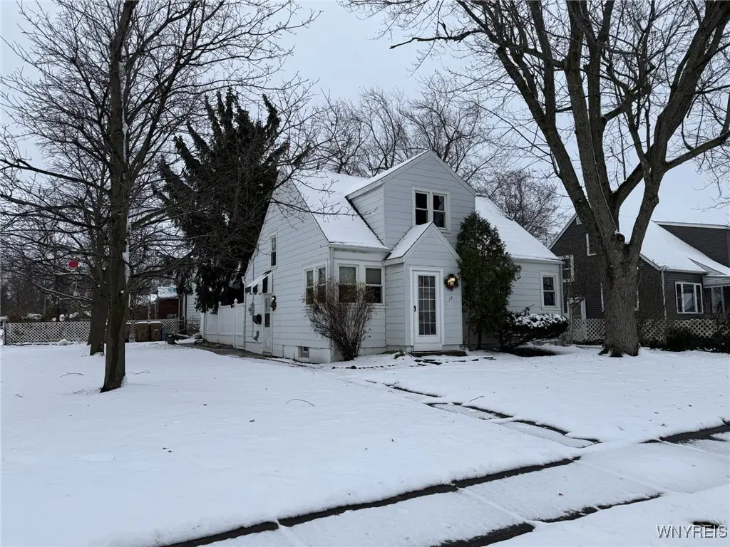 19 Allendale Road, Buffalo, NY 14215 - Image #1