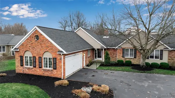 235 Old Oak Post Road, East Amherst, NY 14051