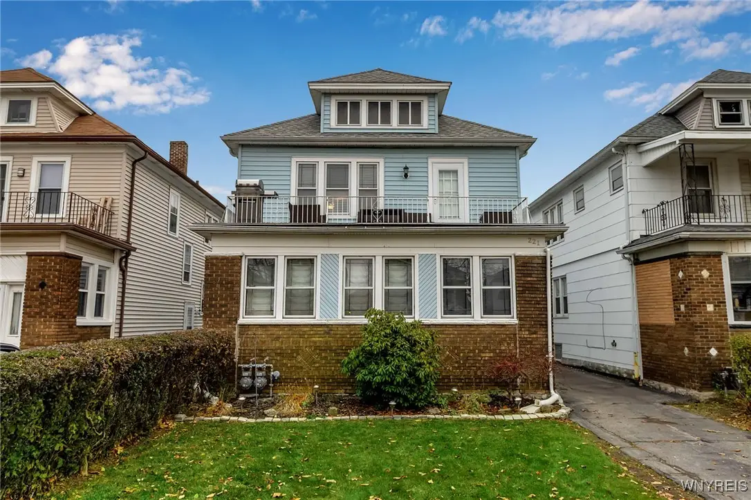 221 Lovering Avenue, Buffalo, NY 14216 - Image #1