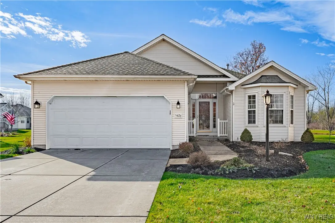 5426 Carleton Lake Drive, Lockport, NY 14094 - Image #1