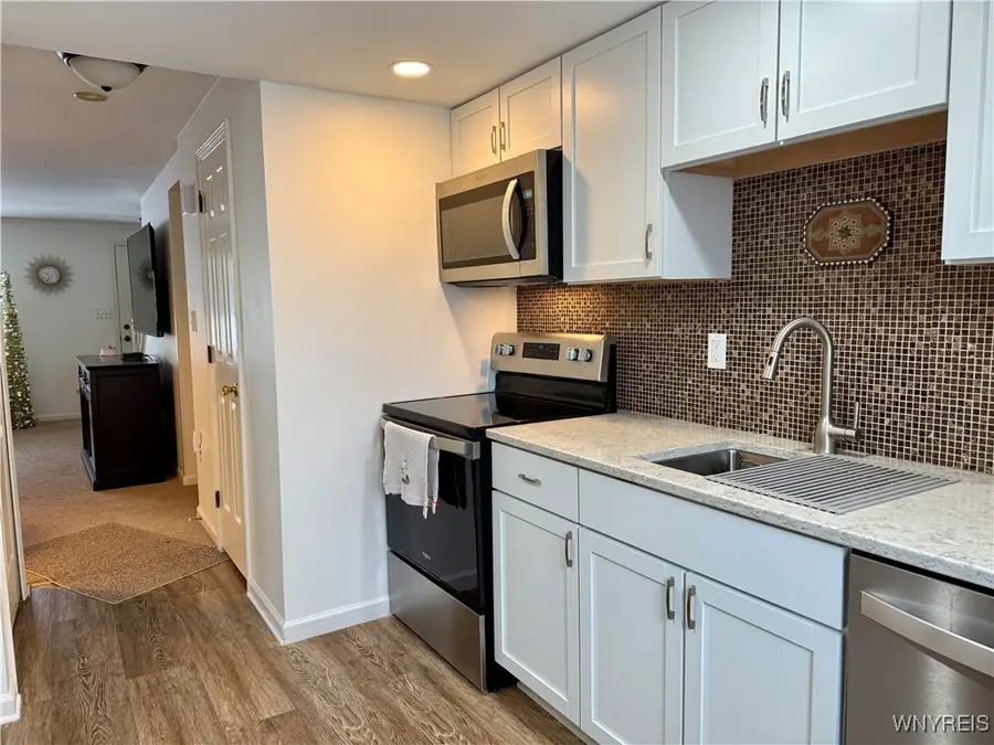 90 Carriage Drive #5, Orchard Park, NY 14127 - Image #2