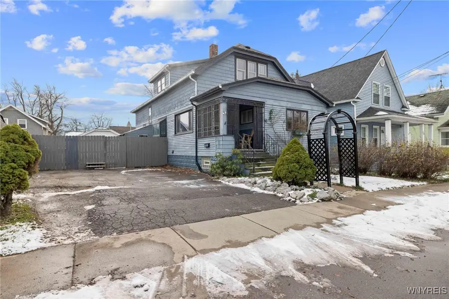 52 Gilbert Avenue, Buffalo, NY 14219 - Image #2