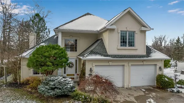 39 Wickendon Court, Williamsville, NY 14221