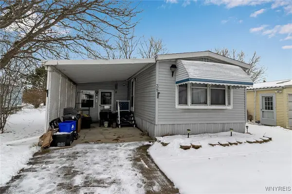 38 Harmony Lane, Buffalo, NY 14225