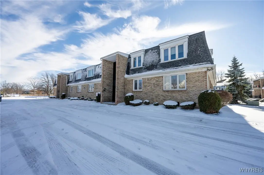 11 Georgian Lane #7, Buffalo, NY 14221 - Image #1