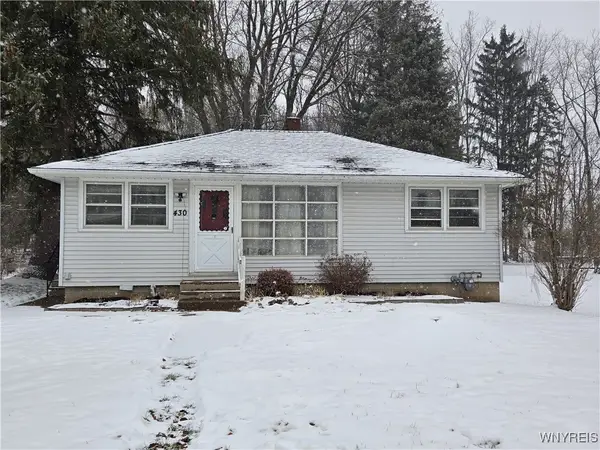 430 E Oak Orchard Street, Medina, NY 14103