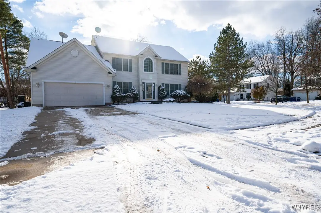 31 Azure Pine Court, Buffalo, NY 14228 - Image #1