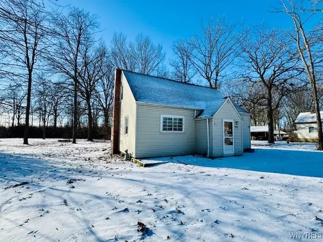 8001 Porter Road, Niagara Falls, NY 14304 - Image #2