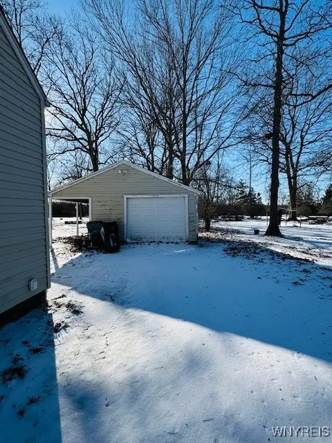 8001 Porter Road, Niagara Falls, NY 14304 - Image #3