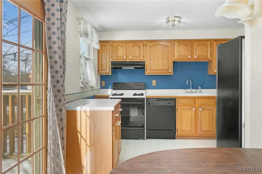 378 Denrose Drive, Buffalo, NY 14228 - Image #3