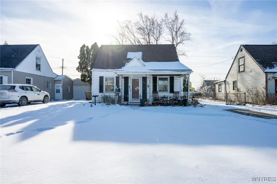 35 Lindbergh Court, Buffalo, NY 14225 - Image #2