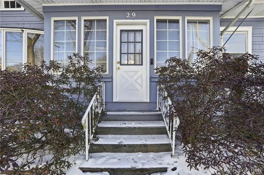 29 Grove Avenue, Lockport, NY 14094 - Image #3