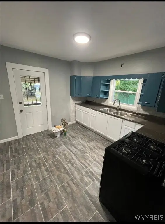 260 Stevens Avenue, Buffalo, NY 14215 - Image #2