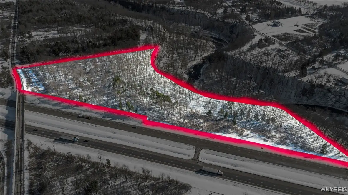 2175 N Creek Road, Lake View, NY 14085 - Image #1