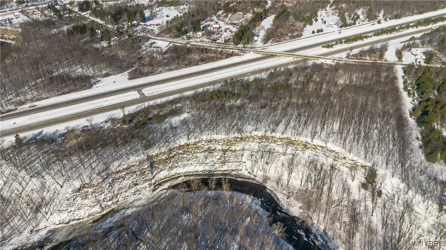 2175 N Creek Road, Lake View, NY 14085 - Image #3