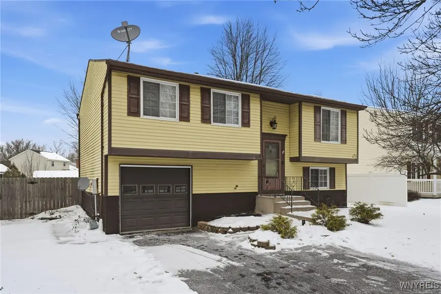 31 Greengage Circle, East Amherst, NY 14051 - Image #2
