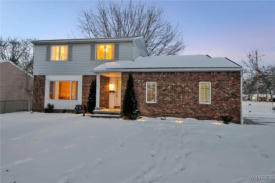 271 Sprucewood, Buffalo, NY 14221 - Image #2