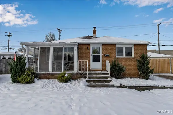 5 Nadine Drive, Cheektowaga, NY 14225