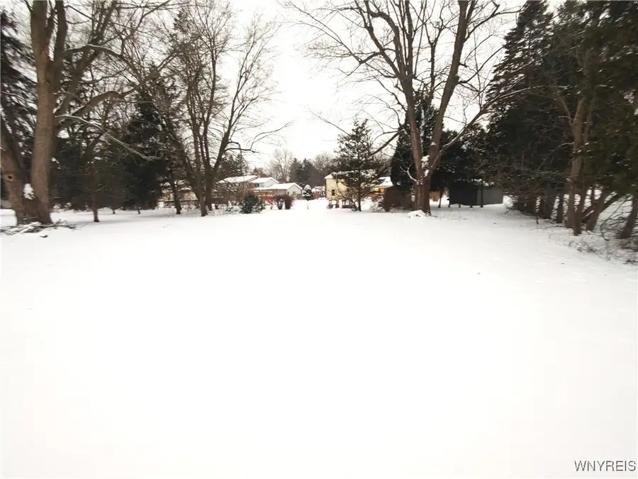 4750 Schurr Road, Clarence, NY 14031 - Image #3