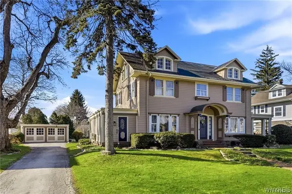 727 W Center Street, Medina, NY 14103