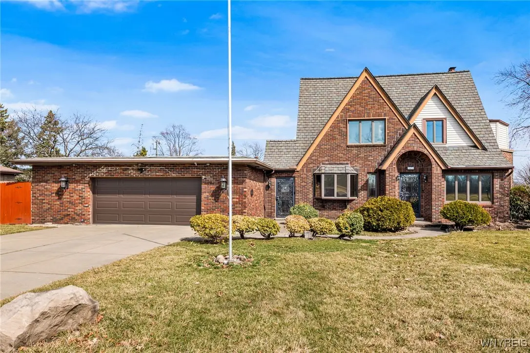 3031 Lewiston Road, Niagara Falls, NY 14305 - Image #1