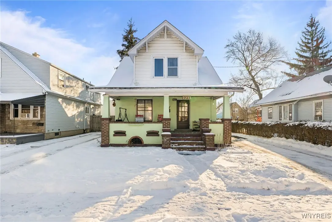 2233 South Avenue, Niagara Falls, NY 14305 - Image #1