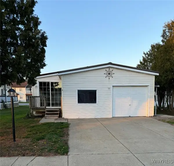 9 Thistle Down, Akron, NY 14001