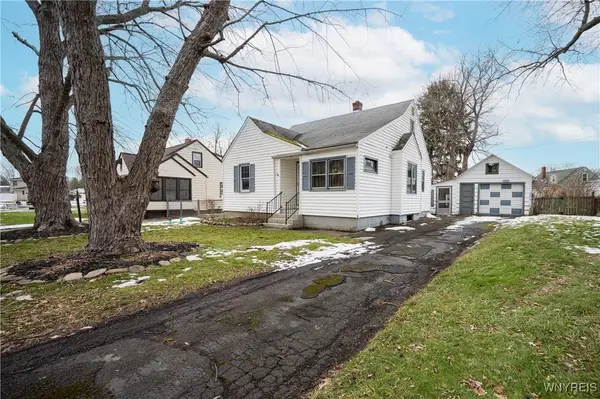 4664 Tomaka Drive, Hamburg, NY 14075