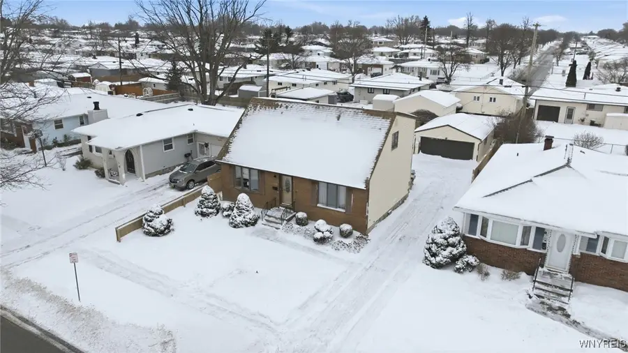 41 Dartwood Drive, Buffalo, NY 14227 - Image #3