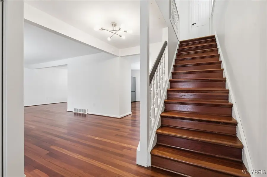 215 Fruitwood Terrace, Buffalo, NY 14221 - Image #3