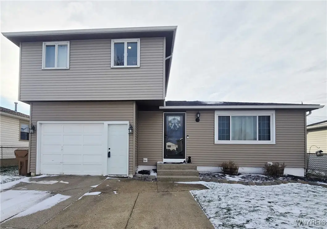 79 Autumnwood Drive, Buffalo, NY 14227 - #1