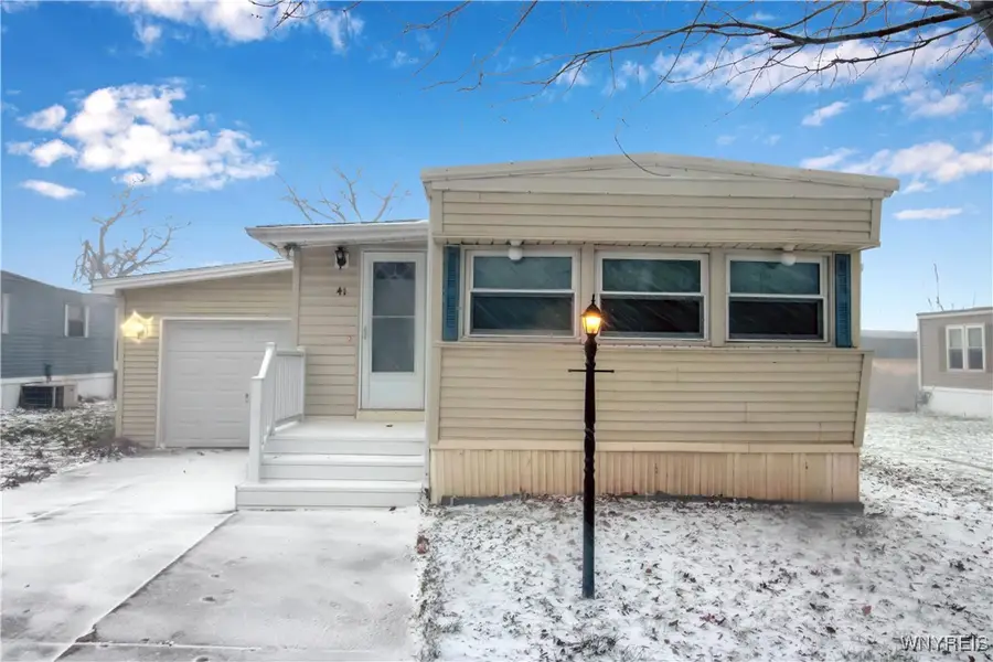 41 S Roxbury Drive, Hamburg, NY 14075 - Image #3