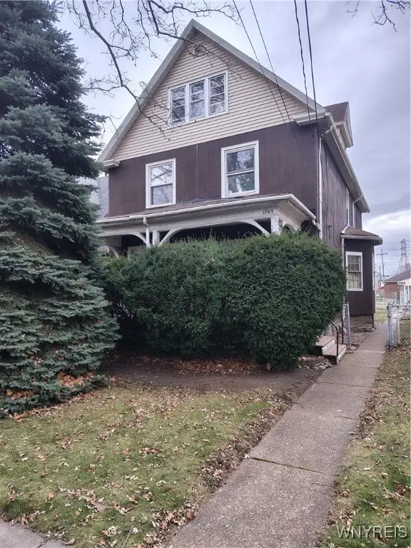 1745 Cudaback Avenue, Niagara Falls, NY 14303 - Image #1
